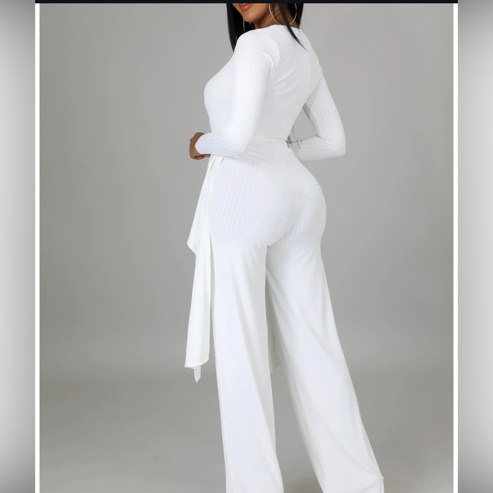 White 2 pc set